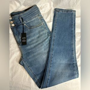 Ann Taylor Blue Jeans Size 10 NWT